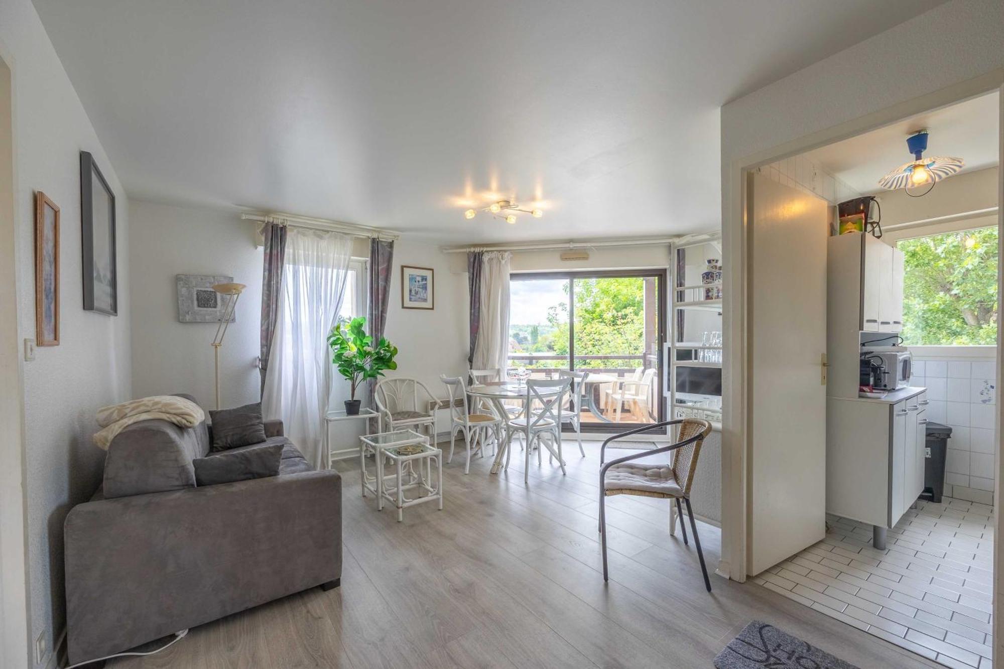 Apartment With Parking And Balcony Near The Beach Deauville Esterno foto