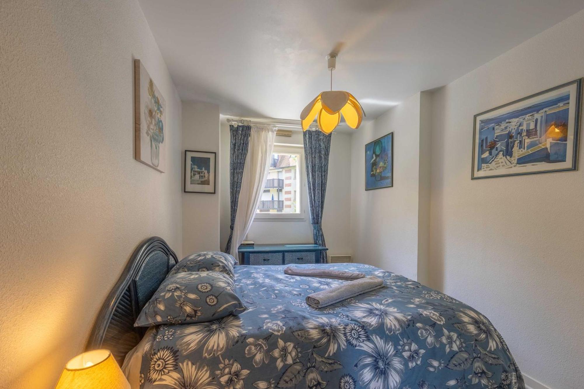 Apartment With Parking And Balcony Near The Beach Deauville Esterno foto
